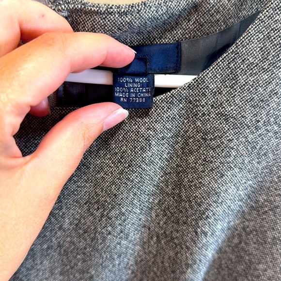 Vintage J Crew Wool Fully Lined Gray Sleeveless Sheath Column Dress size 2 - Picture 4 of 8